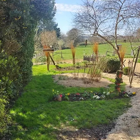 Charme Campagnard Proche Ville, Jardin Paisible - Fr-1-410-468 *